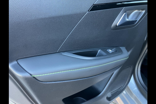 Peugeot 208 1.2 PureTech GT | Trekhaak | Camera | LED | Leder