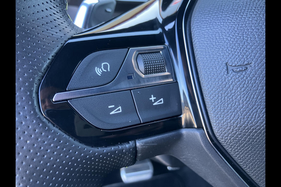 Peugeot 208 1.2 PureTech GT | Trekhaak | Camera | LED | Leder