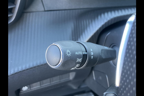 Peugeot 208 1.2 PureTech GT | Trekhaak | Camera | LED | Leder