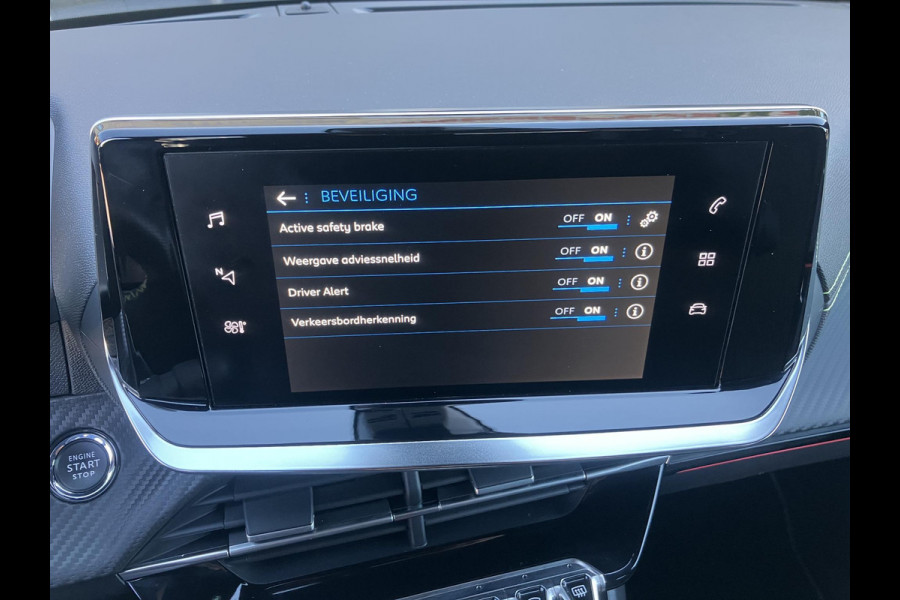 Peugeot 208 1.2 PureTech GT | Trekhaak | Camera | LED | Leder