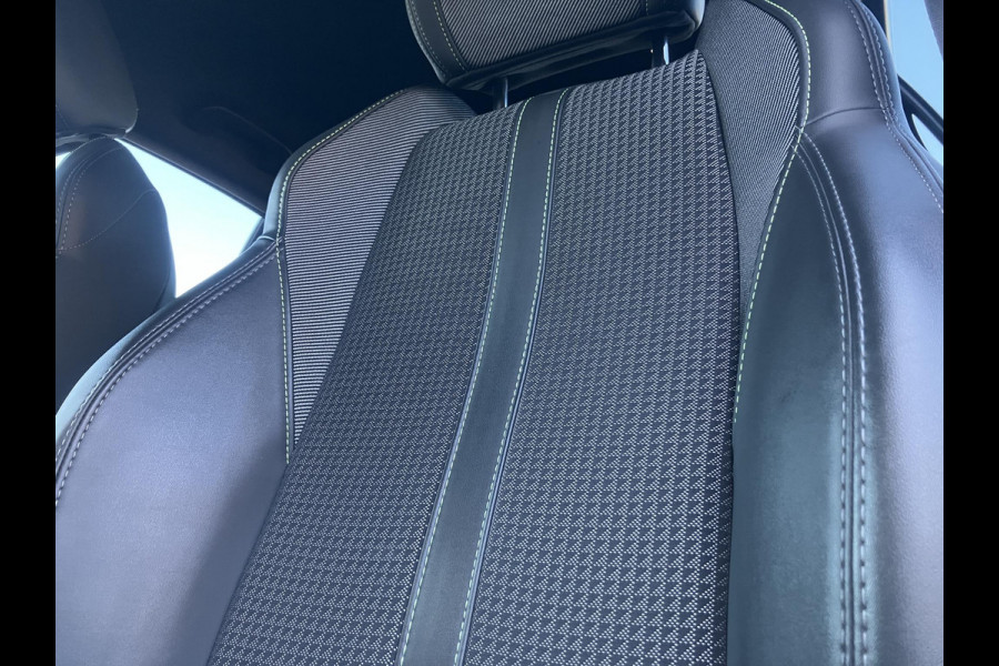 Peugeot 208 1.2 PureTech GT | Trekhaak | Camera | LED | Leder