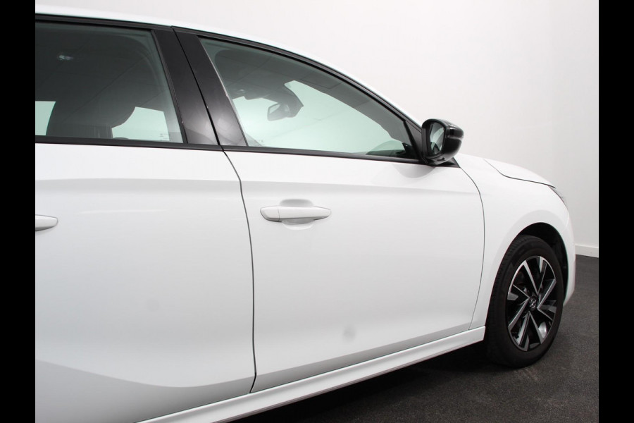 Opel Corsa 1.2 Turbo 100pk Automaat GS | Navigatie | Apple Carplay/Android Auto | Digitale Cockpit | Camera | Parkeer sensoren | Airco | Lichtmetalen velgen