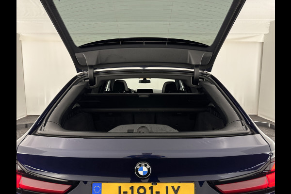 BMW 5 Serie Touring 530d M-Sportpack High Executive Edition (INCL-BTW) Aut. *PANO | LASERLIGHT | LEATHER | TOPVIEW | HARMAN/KARDON |  ADAPTIVE-CRUISE | BLINDSPOT | HEATED-COMFORTSEATS | KEYLESS | DAB | DIGI-COCKPIT | PRIVACY-GLASS | SHIFTPADDLES | ...