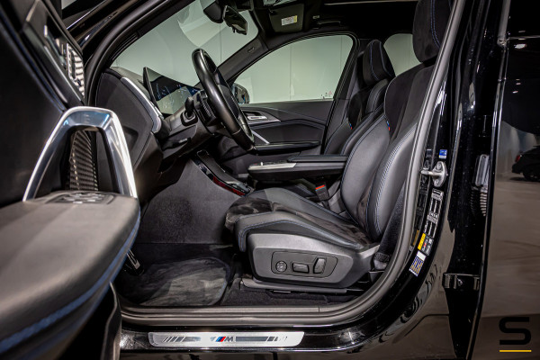 BMW iX1 XDrive30 Launch Edition 67 kWh|M-sport|Pano|H&K|NAP