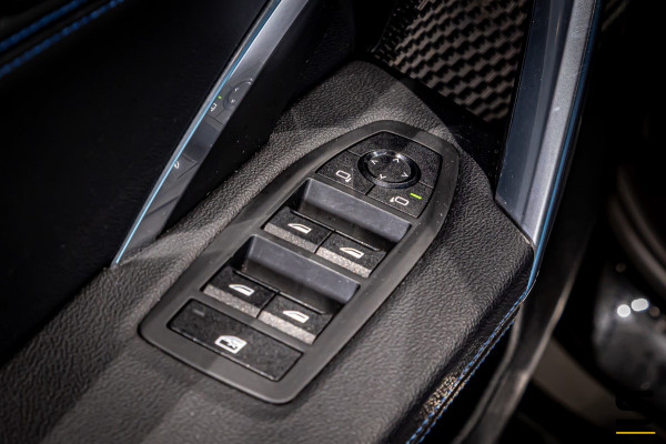 BMW iX1 XDrive30 Launch Edition 67 kWh|M-sport|Pano|H&K|NAP