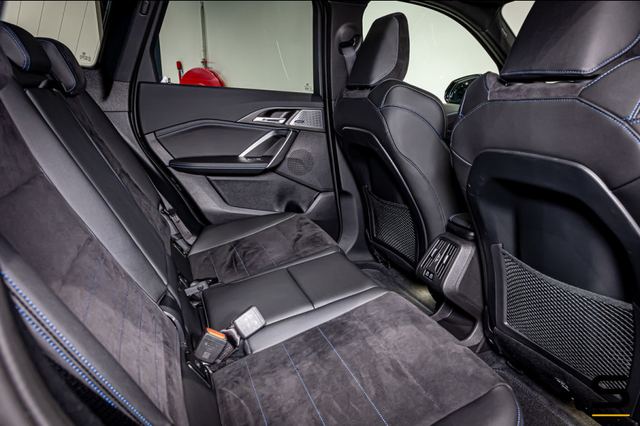 BMW iX1 XDrive30 Launch Edition 67 kWh|M-sport|Pano|H&K|NAP