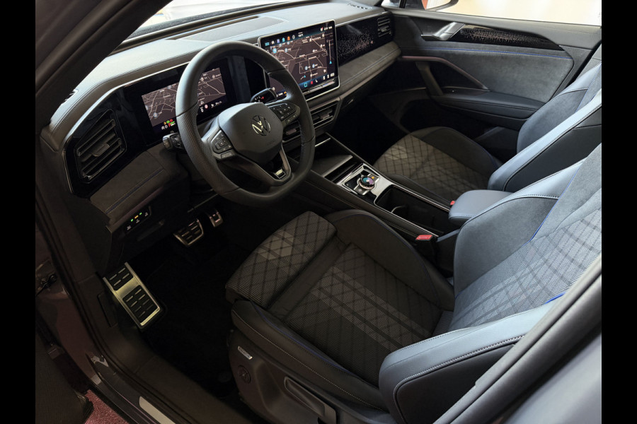 Volkswagen Tiguan 1.5 eHYBRID 272 PK NW AUTO R-LINE VW.TREKHAAK BLACK PANO XL.NAVI STOEL/STUUR VERW. BLACK.STYLE 360.CAM ELEK.KLEP MATRIX.LED 20'' PHEV PLUG IN HYBRID ✅Top Auto's Wijchen , 30 Jaar Specialist in Volkswagen  : Alle Type's : R-Line Edition / Style / First Edition / Highline / Life , Zowel PHEV / HEV / MHEV / Benzine ✅