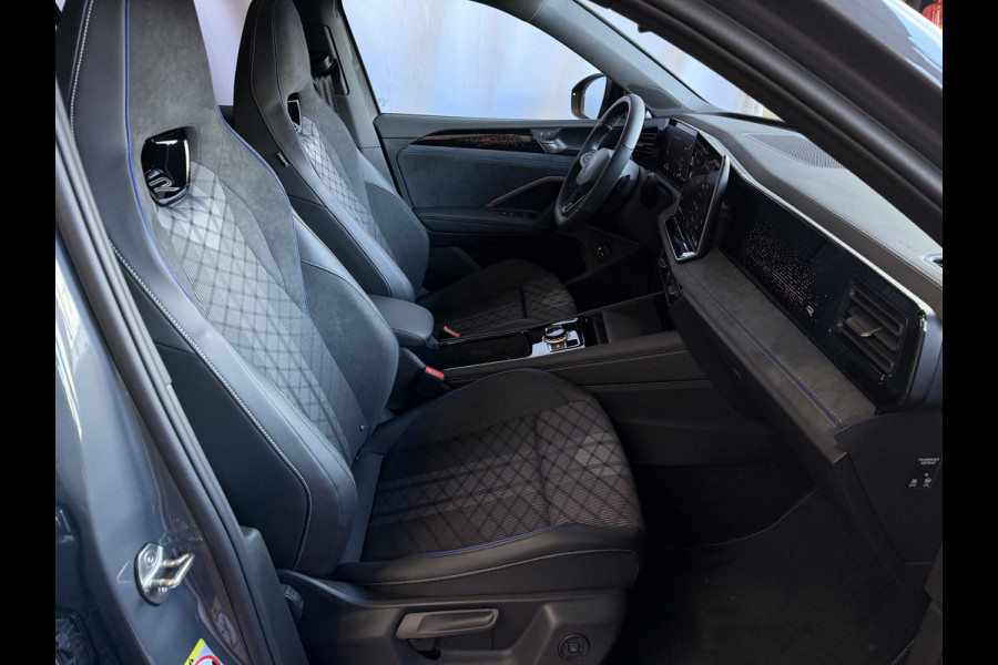 Volkswagen Tiguan 1.5 eHYBRID 272 PK NW AUTO R-LINE VW.TREKHAAK BLACK PANO XL.NAVI STOEL/STUUR VERW. BLACK.STYLE 360.CAM ELEK.KLEP MATRIX.LED 20'' PHEV PLUG IN HYBRID ✅Top Auto's Wijchen , 30 Jaar Specialist in Volkswagen  : Alle Type's : R-Line Edition / Style / First Edition / Highline / Life , Zowel PHEV / HEV / MHEV / Benzine ✅