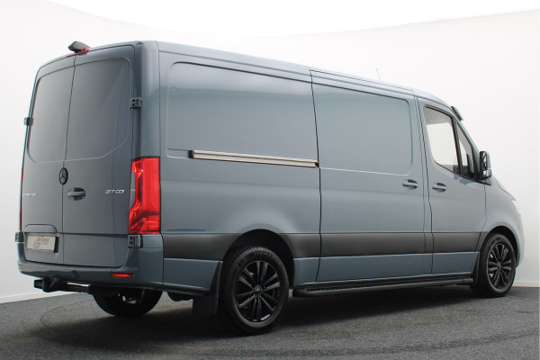 Mercedes-Benz Sprinter 317 CDI Automaat L2H1 3-Zits, Cruise, Camera, Apple Carplay, LED, Zonneklep, DAB, Trekhaak, 18''
