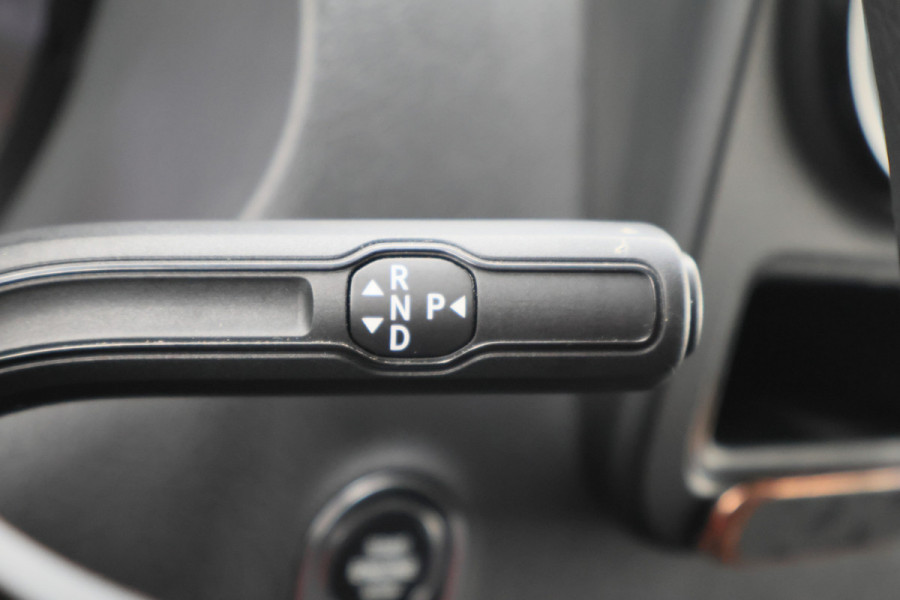 Mercedes-Benz Sprinter 317 CDI Automaat L2H1 3-Zits, Cruise, Camera, Apple Carplay, LED, Zonneklep, DAB, Trekhaak, 18''