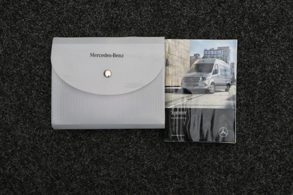 Mercedes-Benz Sprinter 317 CDI Automaat L2H1 3-Zits, Cruise, Camera, Apple Carplay, LED, Zonneklep, DAB, Trekhaak, 18''