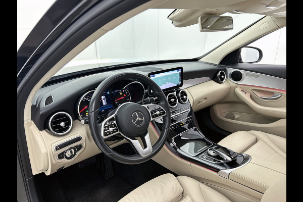 Mercedes-Benz C-Klasse Estate 180 Business Solution Avantgarde Trekhaak | Panoramadak | Multi spaaks lichtmetalen velgen | Navigatie | Parking support | Inclusief 24 maanden MB Certified garantie voor Europa.
