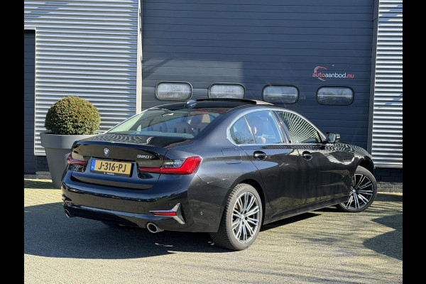 BMW 3-serie 320i High Executive | Panoramadak | Camera | Lederen Bekleding | Stoelverwarming | Sportstoelen |