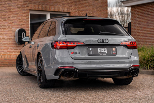 Audi RS4 Avant 2.9 TFSI Quattro | Keramisch | ACC | Carbon | Pano | B&O | 360 Camera | 20''