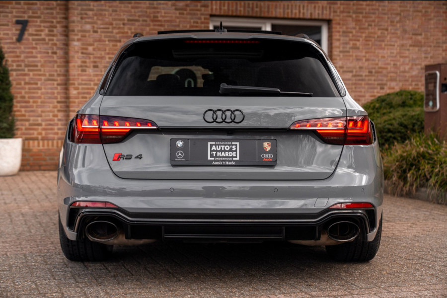 Audi RS4 Avant 2.9 TFSI Quattro | Keramisch | ACC | Carbon | Pano | B&O | 360 Camera | 20''
