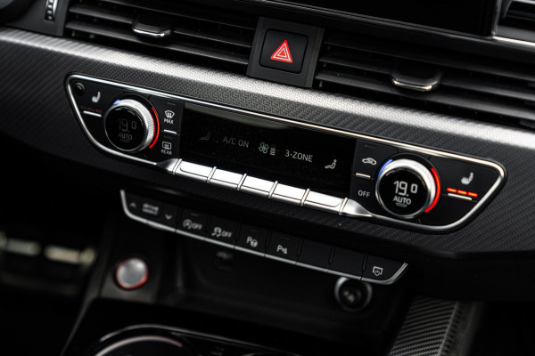 Audi RS4 Avant 2.9 TFSI Quattro | Keramisch | ACC | Carbon | Pano | B&O | 360 Camera | 20''