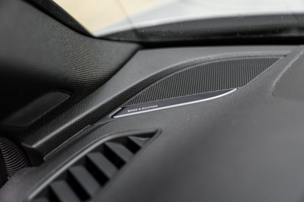 Audi RS4 Avant 2.9 TFSI Quattro | Keramisch | ACC | Carbon | Pano | B&O | 360 Camera | 20''