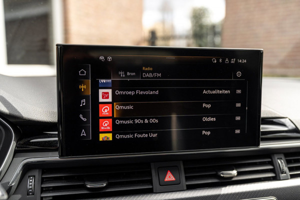 Audi RS4 Avant 2.9 TFSI Quattro | Keramisch | ACC | Carbon | Pano | B&O | 360 Camera | 20''