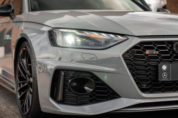 Audi RS4 Avant 2.9 TFSI Quattro | Keramisch | ACC | Carbon | Pano | B&O | 360 Camera | 20''