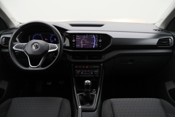 Volkswagen T-Cross 1.0 TSI Life ACC, Climate, Apple Carplay, Dodehoeksensor, PDC, 17"