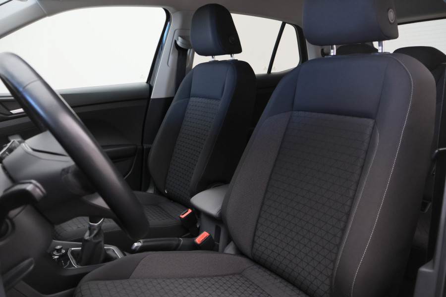 Volkswagen T-Cross 1.0 TSI Life ACC, Climate, Apple Carplay, Dodehoeksensor, PDC, 17"