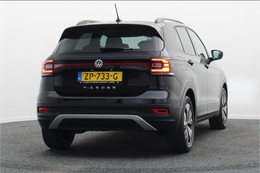 Volkswagen T-Cross 1.0 TSI Life ACC, Climate, Apple Carplay, Dodehoeksensor, PDC, 17"