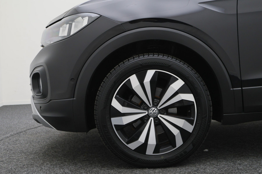 Volkswagen T-Cross 1.0 TSI Life ACC, Climate, Apple Carplay, Dodehoeksensor, PDC, 17"