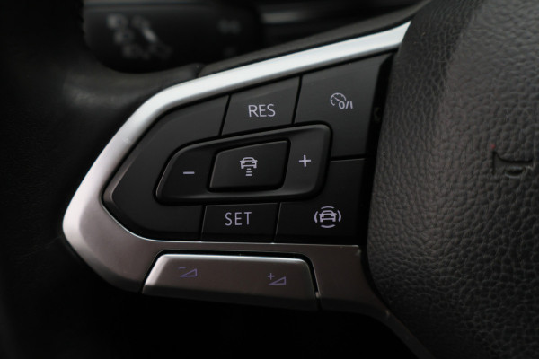 Volkswagen T-Cross 1.0 TSI Life ACC, Climate, Apple Carplay, Dodehoeksensor, PDC, 17"