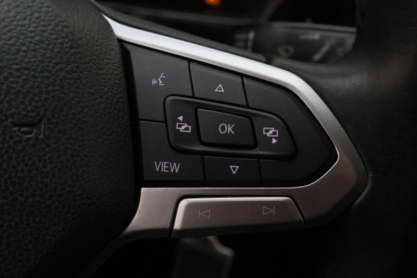 Volkswagen T-Cross 1.0 TSI Life ACC, Climate, Apple Carplay, Dodehoeksensor, PDC, 17"