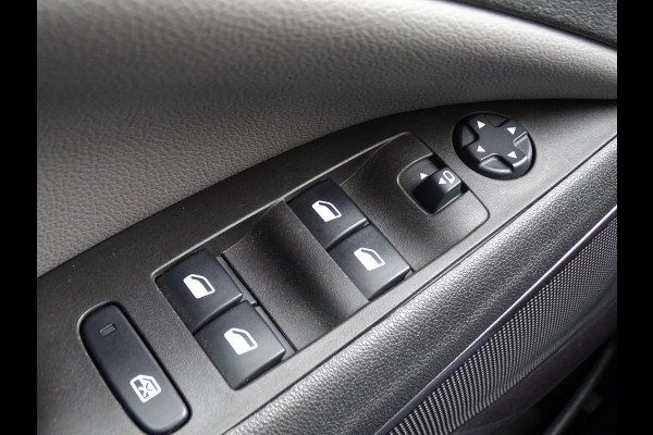 Opel Crossland X 1.2 Turbo Innovation, Panodak, Cruise, Navi,Trekhk, Zeer Compleet!