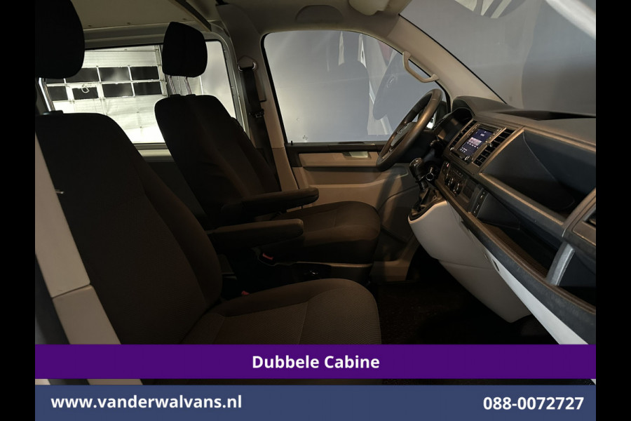 Volkswagen Transporter 2.0 TDI 150pk L2H1 Dubbele Cabine Airco | 5-Zits | Navigatie | Apple Carplay | Cruisecontrol Android Auto, 2500kg Trekhaak, Parkeersensoren, Achterklep