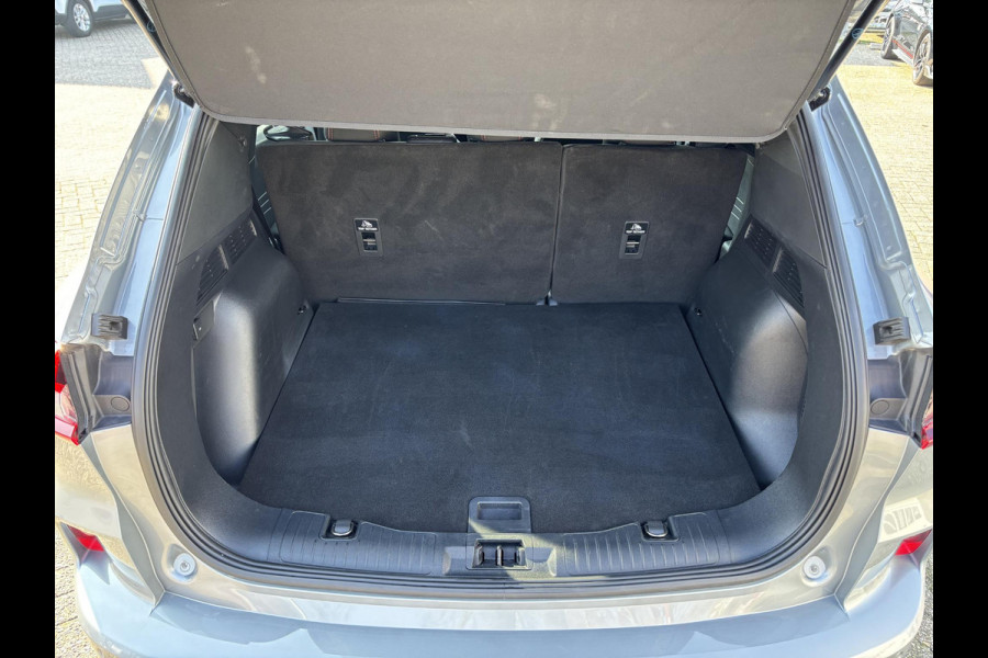 Ford Kuga 2.5 FHEV ST-Line 190pk | Geen stekker nodig | Winterpack | Sync 4 Navigatie | Apple Carplay/Android auto | Achteruitrijcamera | All Weatherbanden