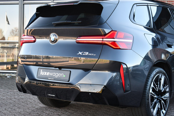 BMW X3 30e xDrive M-Sport Trekhaak ACC HUD 360 21inch