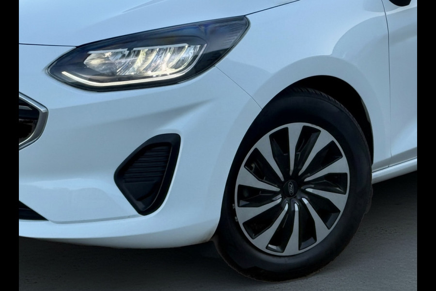 Ford Fiesta 1.0 EcoBoost 125 pk Hybrid Titanium, achteruitrijcamera, airco, NL auto met nap