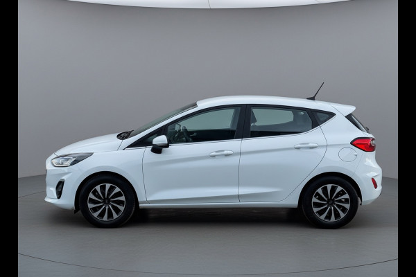 Ford Fiesta 1.0 EcoBoost 125 pk Hybrid Titanium, achteruitrijcamera, airco, NL auto met nap