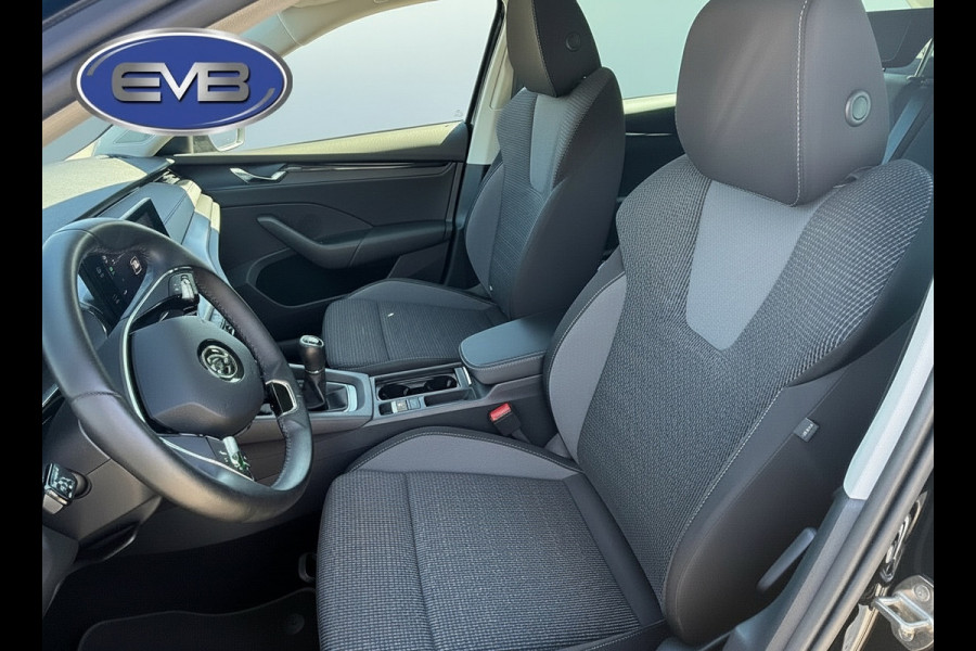 Ford Fiesta 1.0 EcoBoost 125 pk Hybrid Titanium, achteruitrijcamera, airco, NL auto met nap