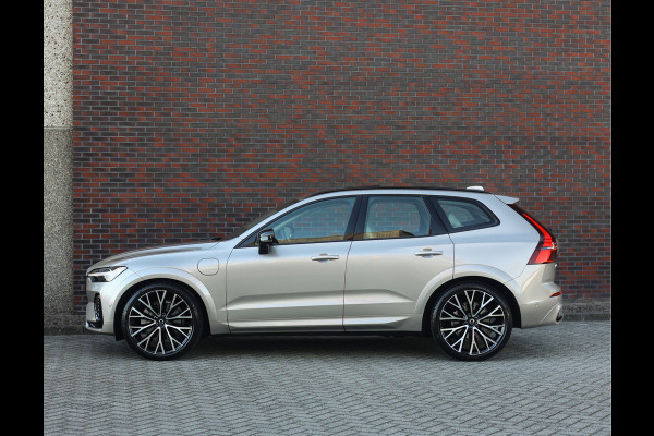Volvo XC60 T8 AWD Ultra Dark | Direct rijden! - Trekhaak - Pano