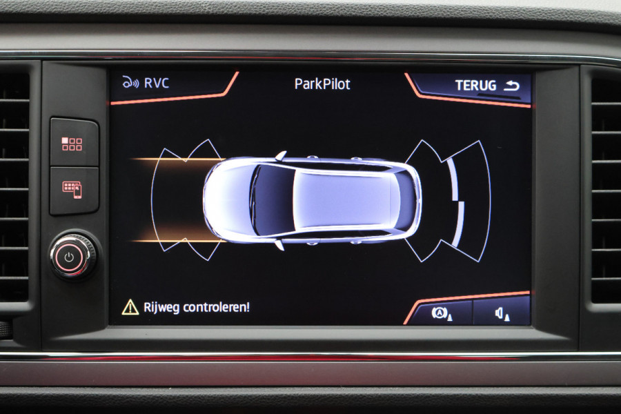 Seat Leon ST 1.0 TSI Style Ultimate Edition Camera, Keyless, Apple Carplay, Climate, PDC