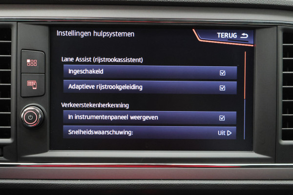 Seat Leon ST 1.0 TSI Style Ultimate Edition Camera, Keyless, Apple Carplay, Climate, PDC