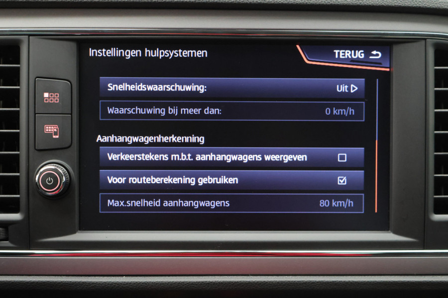 Seat Leon ST 1.0 TSI Style Ultimate Edition Camera, Keyless, Apple Carplay, Climate, PDC