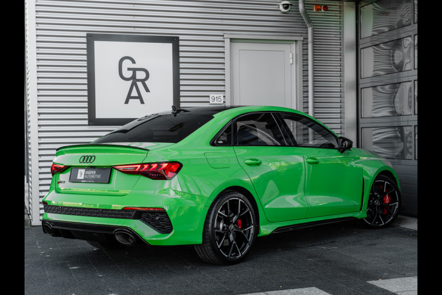 Audi RS3 Limousine 2.5 TFSI quattro | Keramisch | Panorama | Hulk