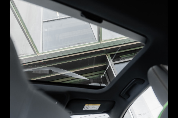 Audi RS3 Limousine 2.5 TFSI quattro | Keramisch | Panorama | Hulk