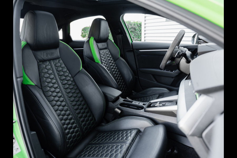 Audi RS3 Limousine 2.5 TFSI quattro | Keramisch | Panorama | Hulk