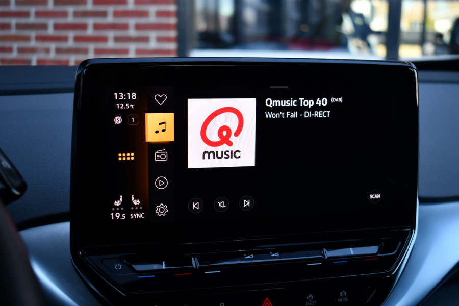 Volkswagen ID.4 Pro 77 kWh Trekhaak | 1e eig | ACC | Wit metallic