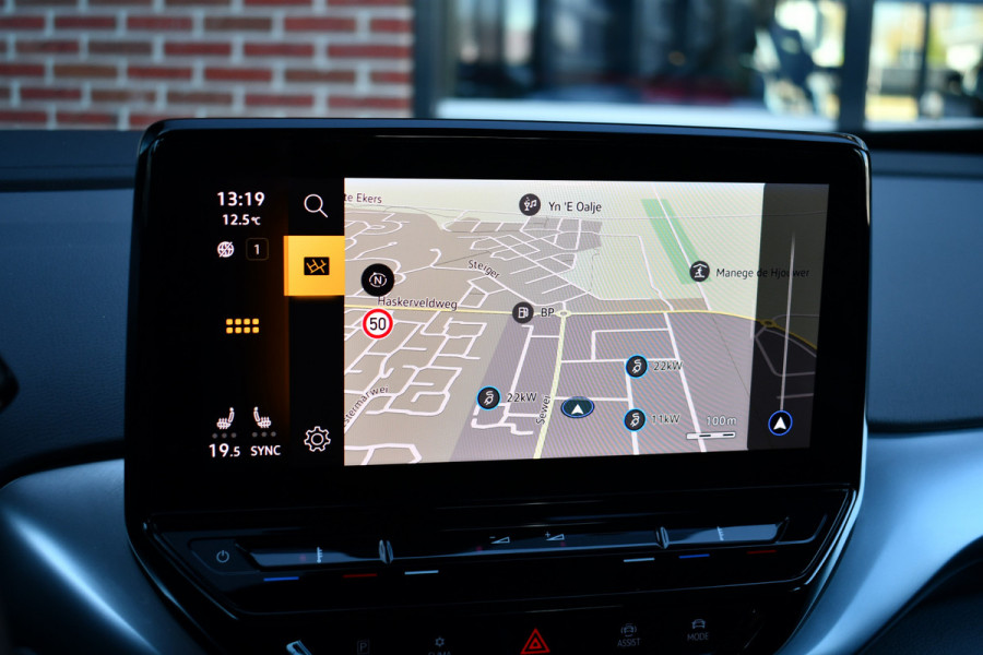 Volkswagen ID.4 Pro 77 kWh Trekhaak | 1e eig | ACC | Wit metallic