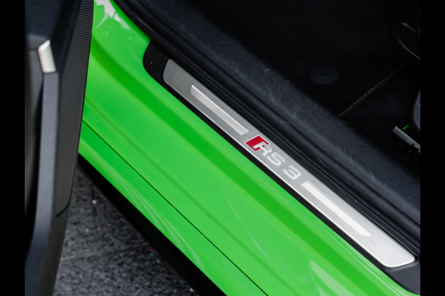 Audi RS3 Limousine 2.5 TFSI quattro | Keramisch | Panorama | Hulk
