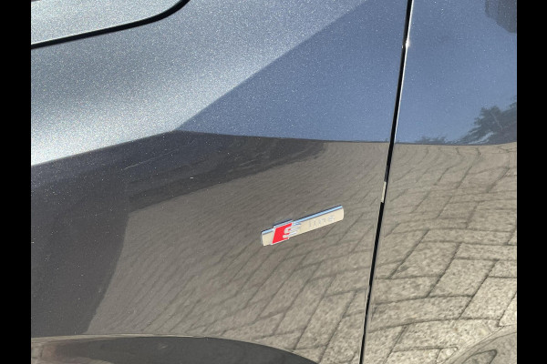 Audi Q2 35 TFSI S-Line Edition Navigatie Apple Carplay/Android auto Camera Climate Control Electrische kofferbak Adaptive Cruise control Parkeer sensoren