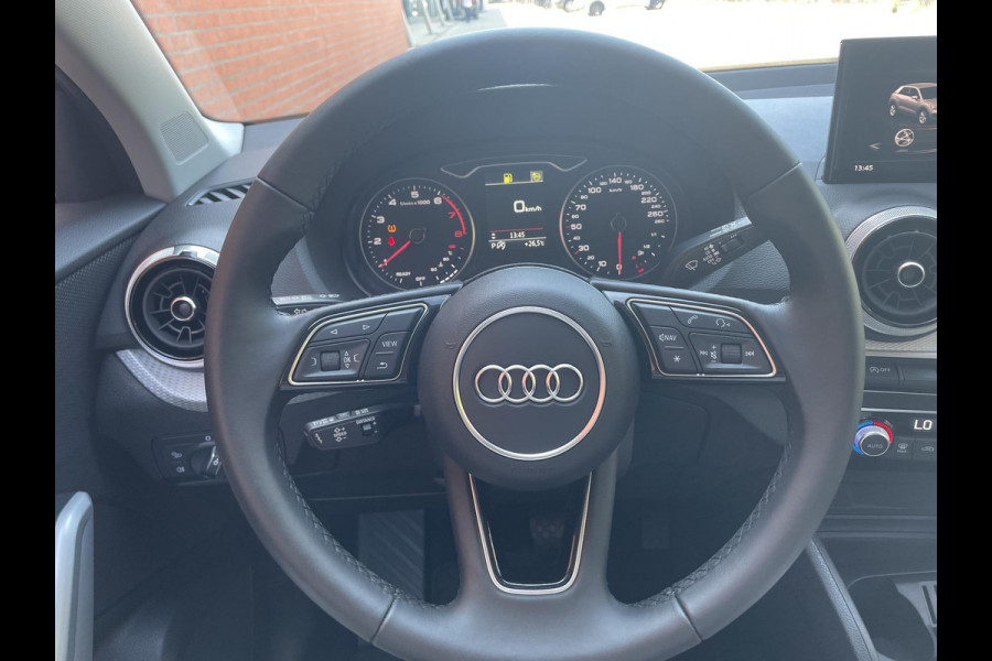 Audi Q2 35 TFSI S-Line Edition Navigatie Apple Carplay/Android auto Camera Climate Control Electrische kofferbak Adaptive Cruise control Parkeer sensoren