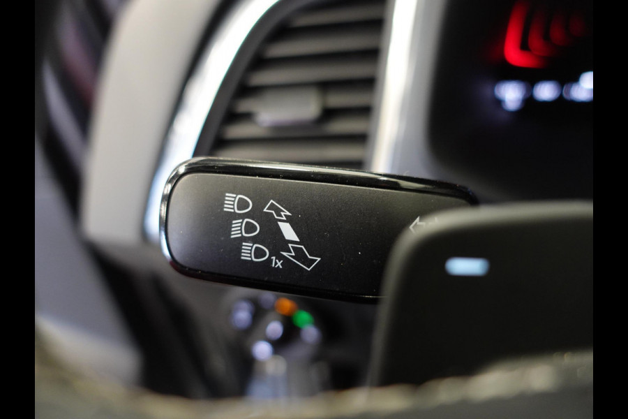 Seat Ateca 1.5 TSI Style Business Intense Airco Cruise Control Navigatie Virtual Cockpit Privacy Glass PDC VA Camera