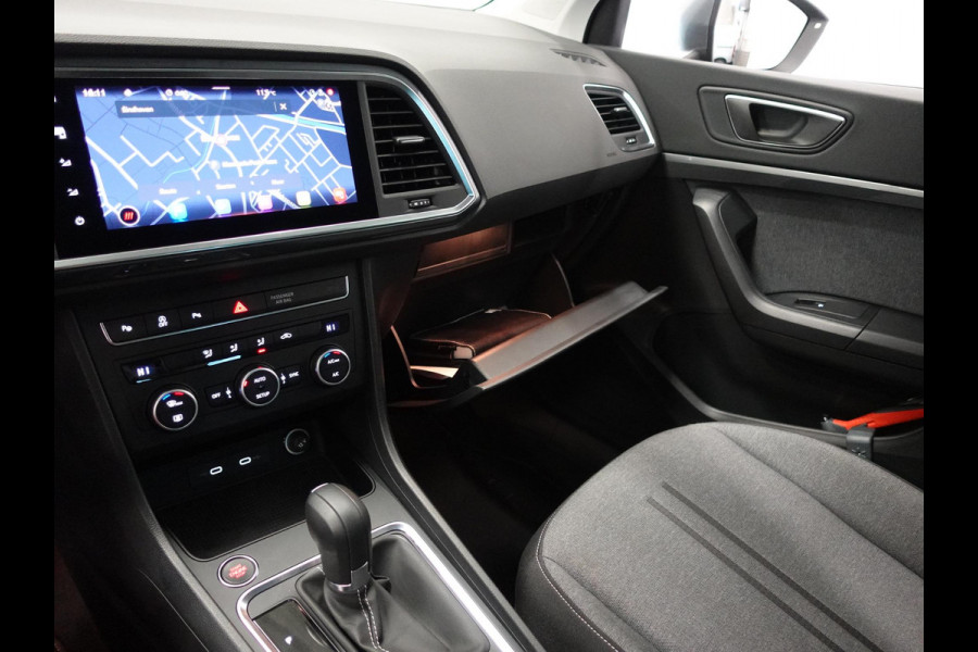 Seat Ateca 1.5 TSI Style Business Intense Airco Cruise Control Navigatie Virtual Cockpit Privacy Glass PDC VA Camera